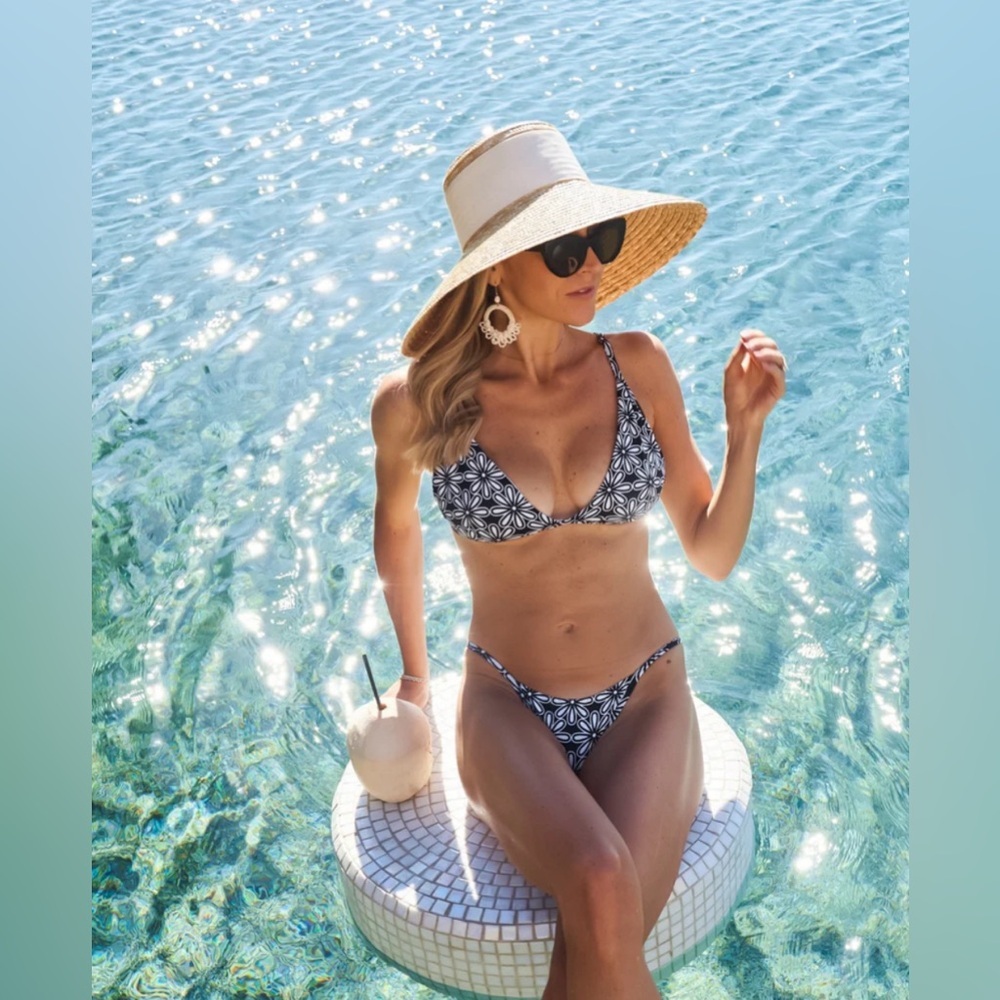 NEW! Kenny Flowers THE Pedregal Bandeau Bikini Top  & String Bikini Bottom Set S